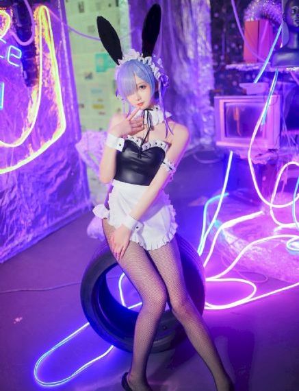 国产亚洲精品成人av久久网站_高清在线观看完整版