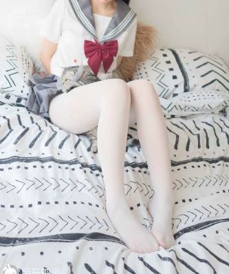 人妻丰满熟妇av区色v_4K在线播放