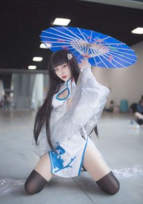 少妇被多个男人玩弄_迅雷下载电影